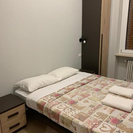 Gramsci 2 Rooms ボローニャ エクステリア 写真